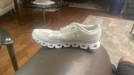 Shoes I cloud