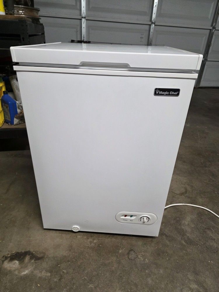 Magic Chef Chest Freezer