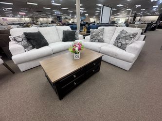 Furniture & Mattress Discounters