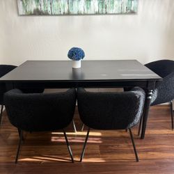 Black Wood Dinning Table