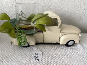 White Metal Truck Planter with Glass Vase