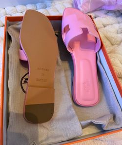 Hermès Women's Oran Sandals