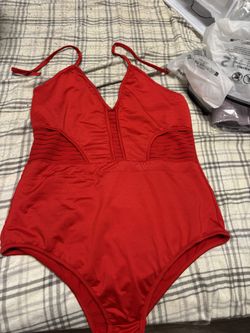 Read One Piece, Bathing Suit