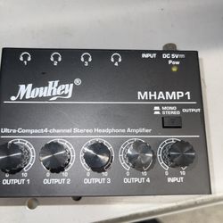 Moukey MHAMP1 Ultra-Compact 4-channel Stereo Headphone Amplifier W/Separate Volume Knobs 