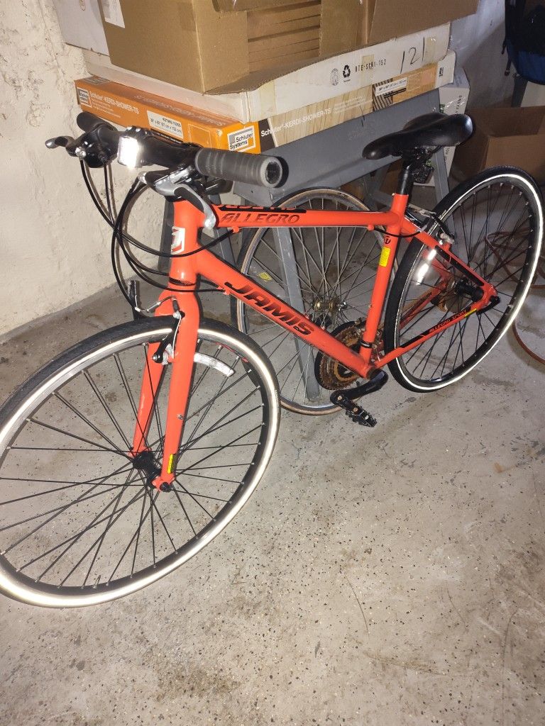 Jamis Allegro Sport Bike (Price Drop)