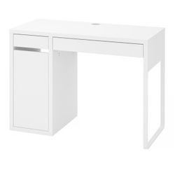 IKEA Micke Desk