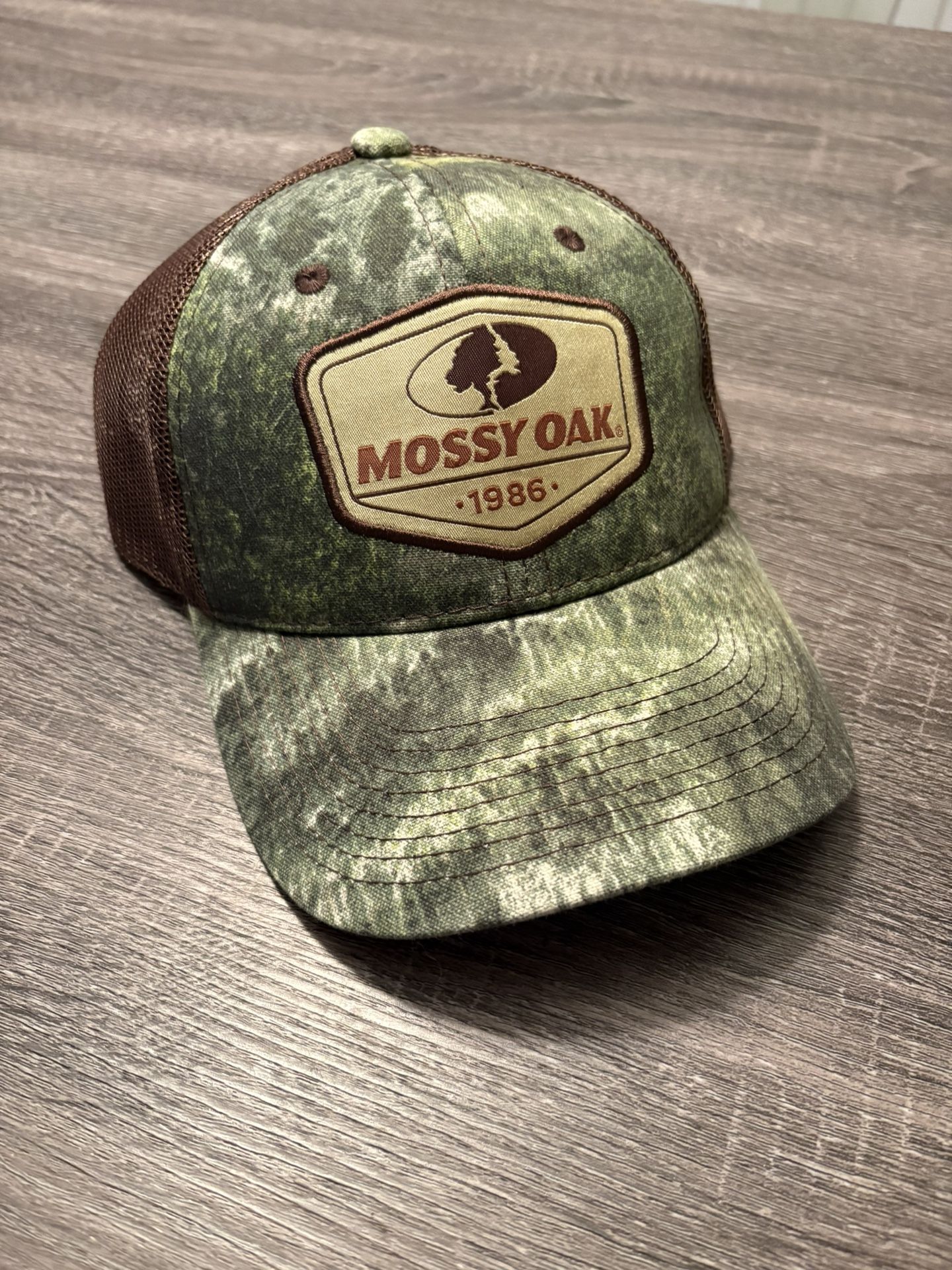 Mossy Oak trucker hat