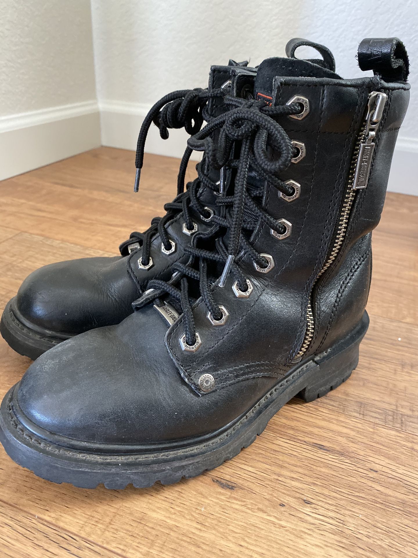 Harley Davidson Ladies Boots-SIZE 6