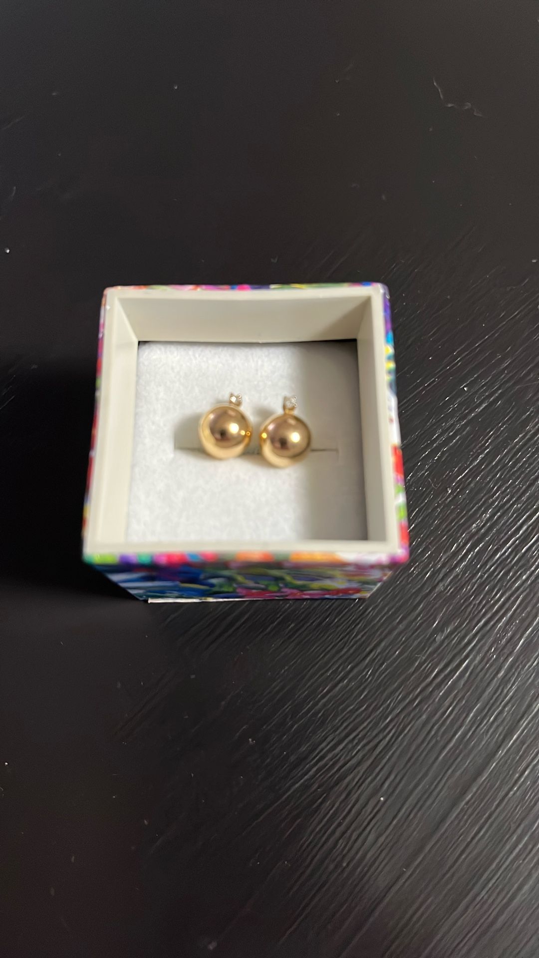 14k Gold Earrings/ Diamond