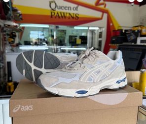 ASICS GEL Sneakers