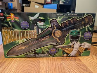 Bandai Mighty Morphin Power Rangers Legacy Dragon Dagger