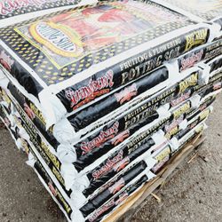 FoxFarm Strawberry Fields Potting Soil 1.5 Cu Ft 