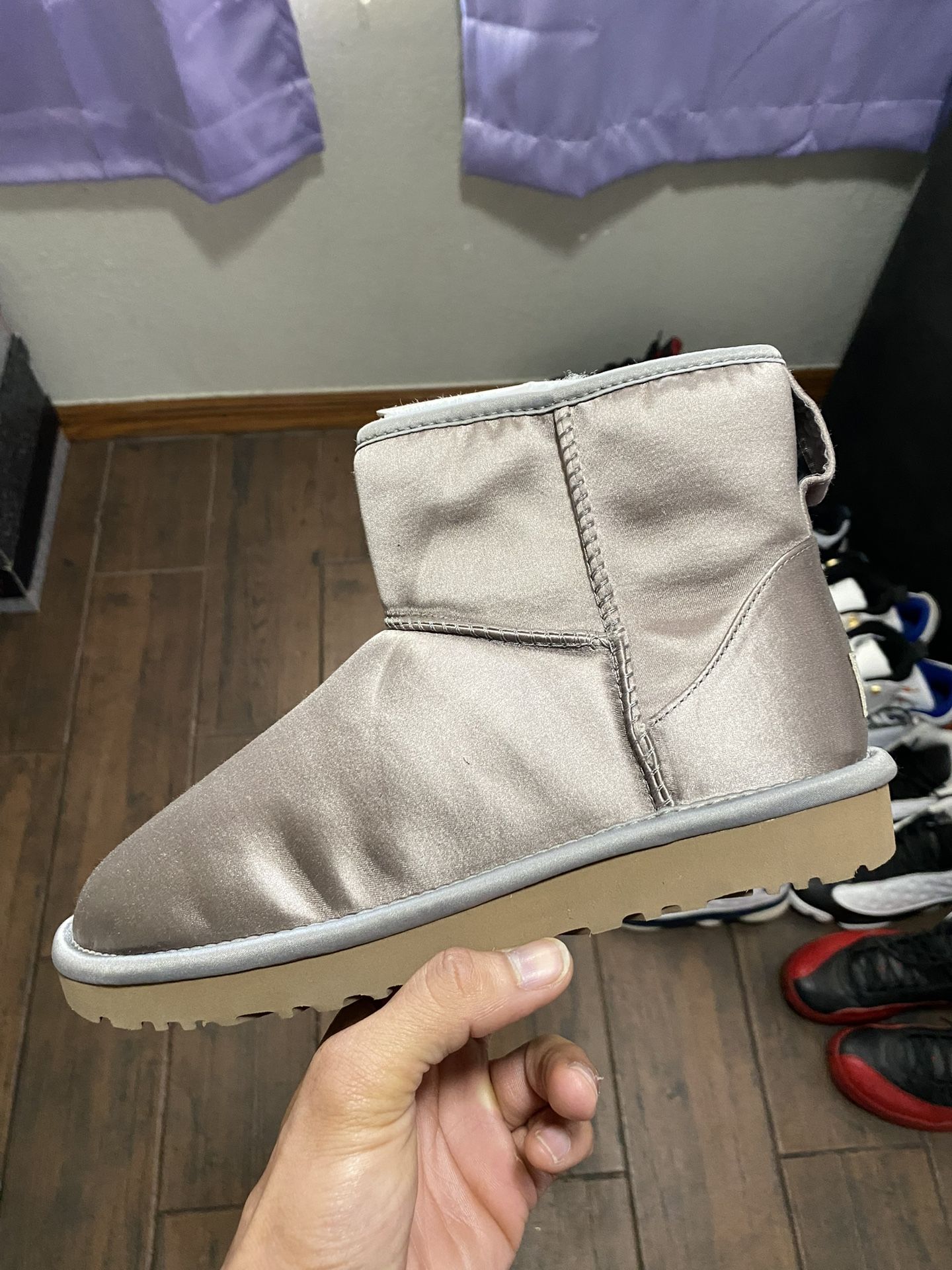 Women’s Uggs $50 FIRM CASH ONLY