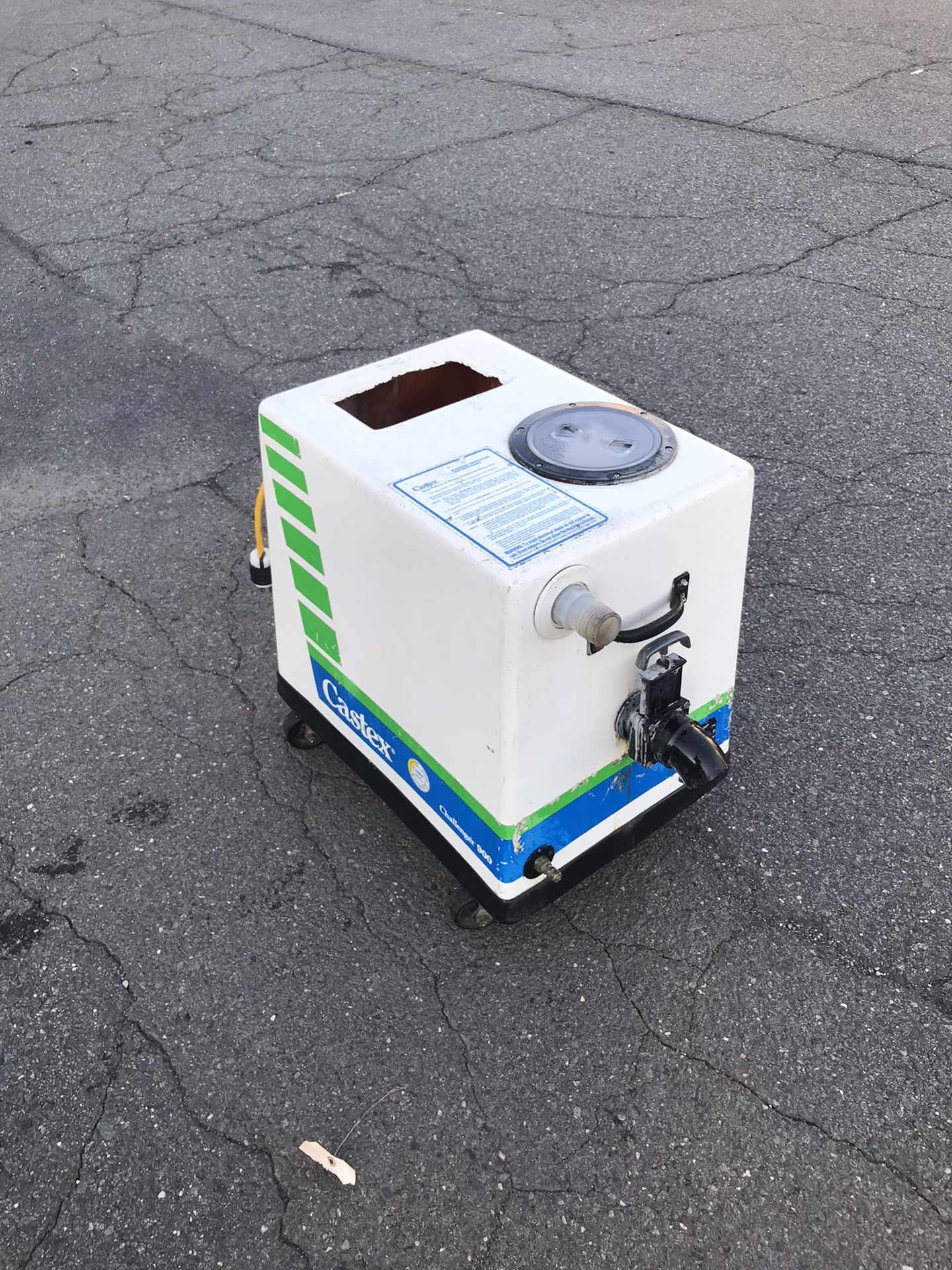 Commercial Carpet Cleaner/ Extractor Castex Challenger 900