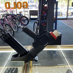 Banks pneumatic Flooring Nailer/stapler