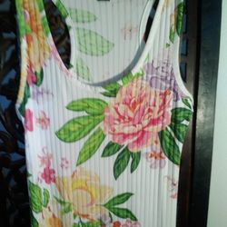 White Floral Maxi Dress SZ Small #37