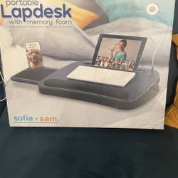 Lap desk with usb light  Brand new👍$20
