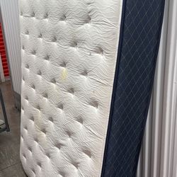 Queen Mattress And Box Spring