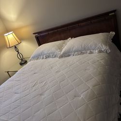 Full size Bed with box and mattress