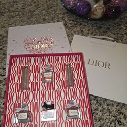 Dior 6 Piece sets 4 perfume and 2 lipsticks Brand New