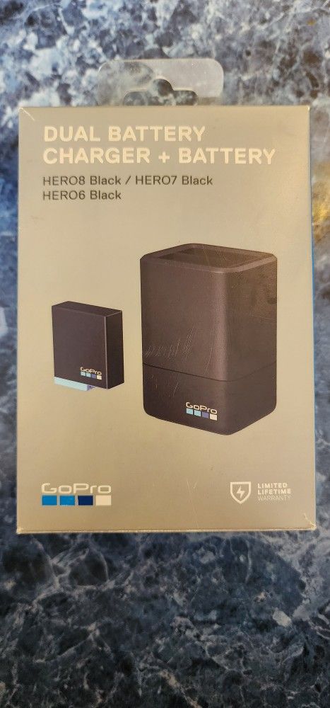 GoPro Dual Battery Charger + Battery