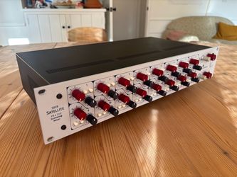 Rupert Neve Designs 5059 summing mixer (RND)