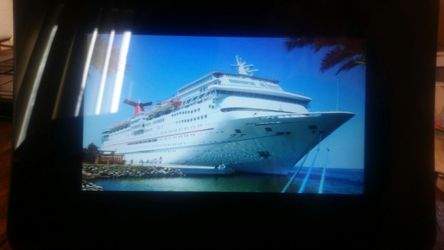 Coby 7- Inch Photo Frame With Digital Panel DP740 (Contemporary Design )