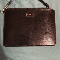 DKNY women’s Clutch Purse