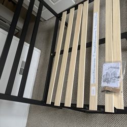Full Size Bed Frame (Like New)