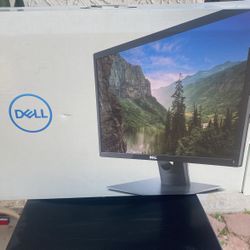 New In Box Dell 22in Monitor 
