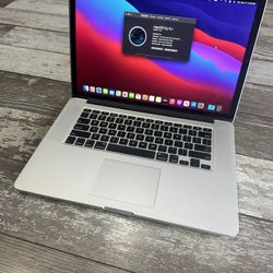 MacBook Pro 15” i7 16GB RAM 500GB Flash Storage W/ Photoshop, Illustrator, Premiere 2020, Final Cut And Logic Pro X Plus More!