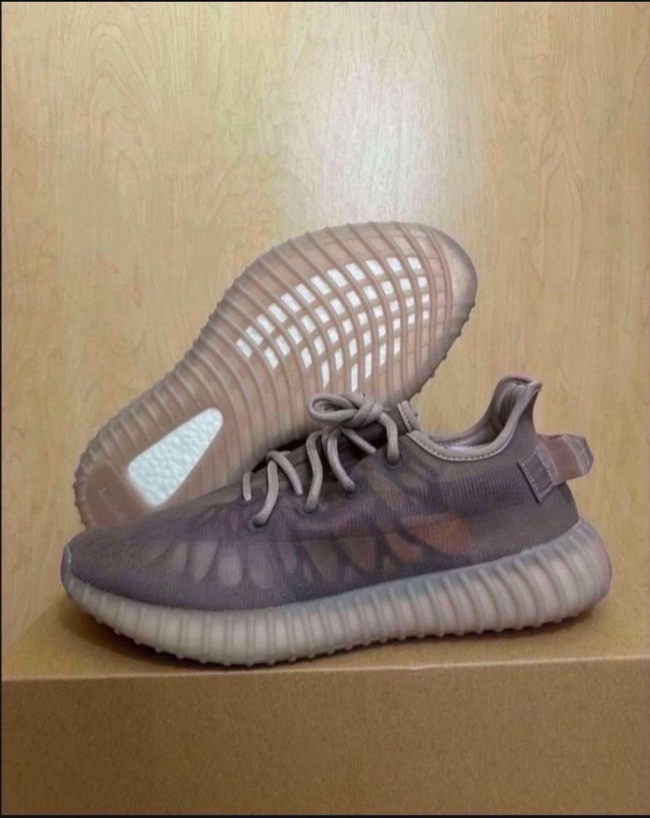 Adidas Yeezy 350 v2 Mono Mist GW2871 Men’s Shoes Size 10.5 Brand New