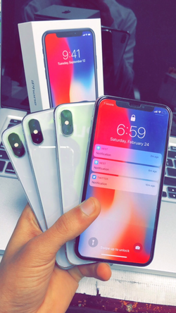 Apple iPhone X 256GB / 64GB