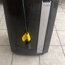 Delonghi 12500 BTU Portable AC/Heater