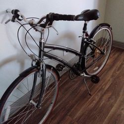 Specialized Crossroads Bike.  $50. ifrm  Tempe 