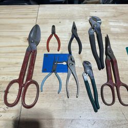 Pliers