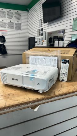 Epson PowerLite W49 Projector with Remote