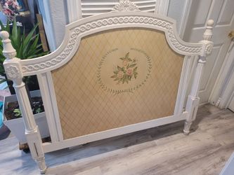 Vintage headboard ONLY!