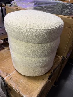 Round Ottoman with Storage Boucle Ottoman Storage Removable Lid for Living Room Modern Vanity Storage Stool Foot Rest Bedroom Dorm available in 2 colo