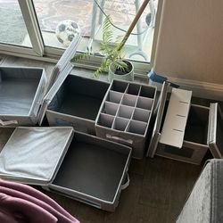 Storage boxes dishes