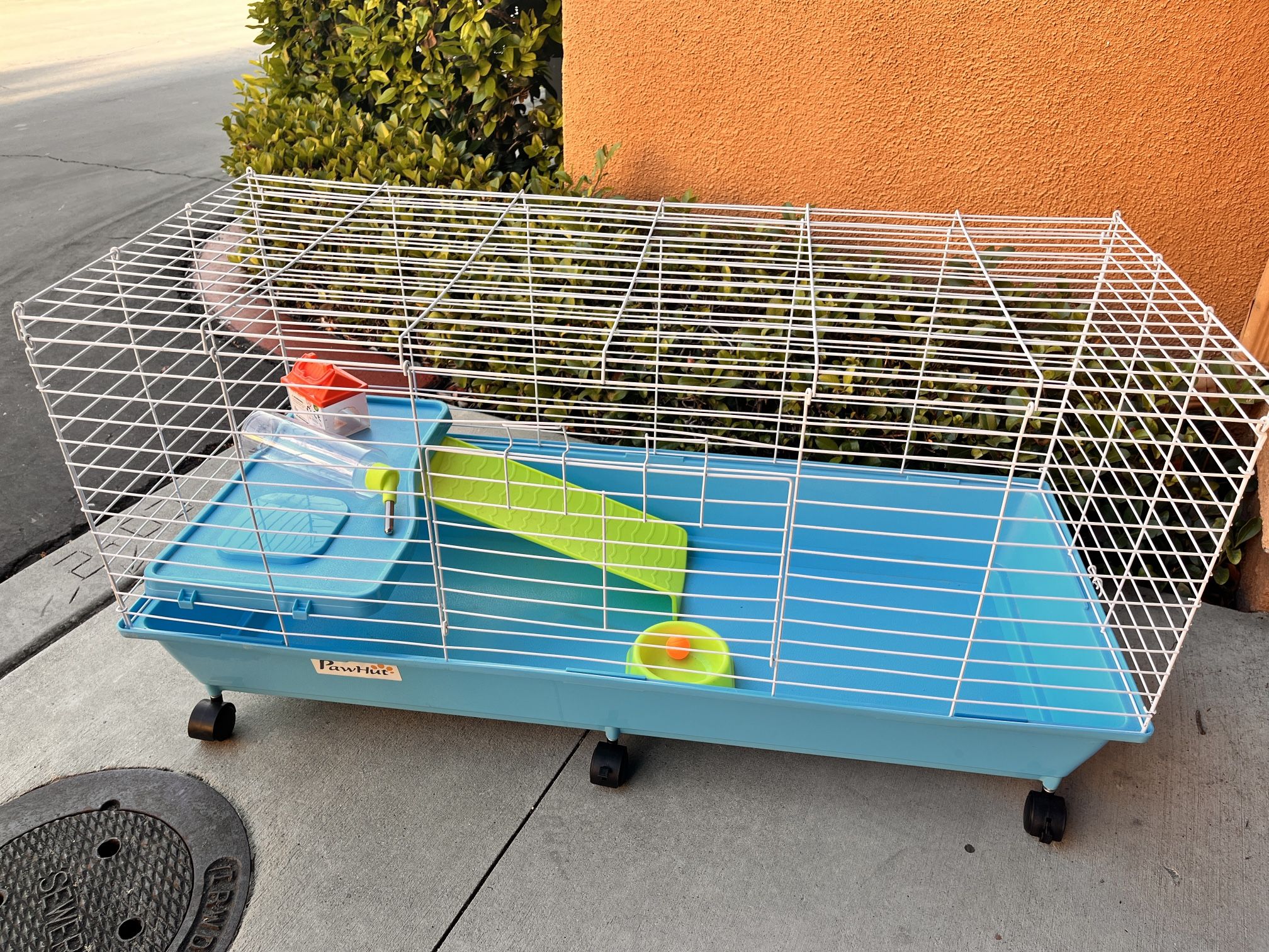PawHut Steel Plastic Small Animal Pet Cage Kit with Wheels