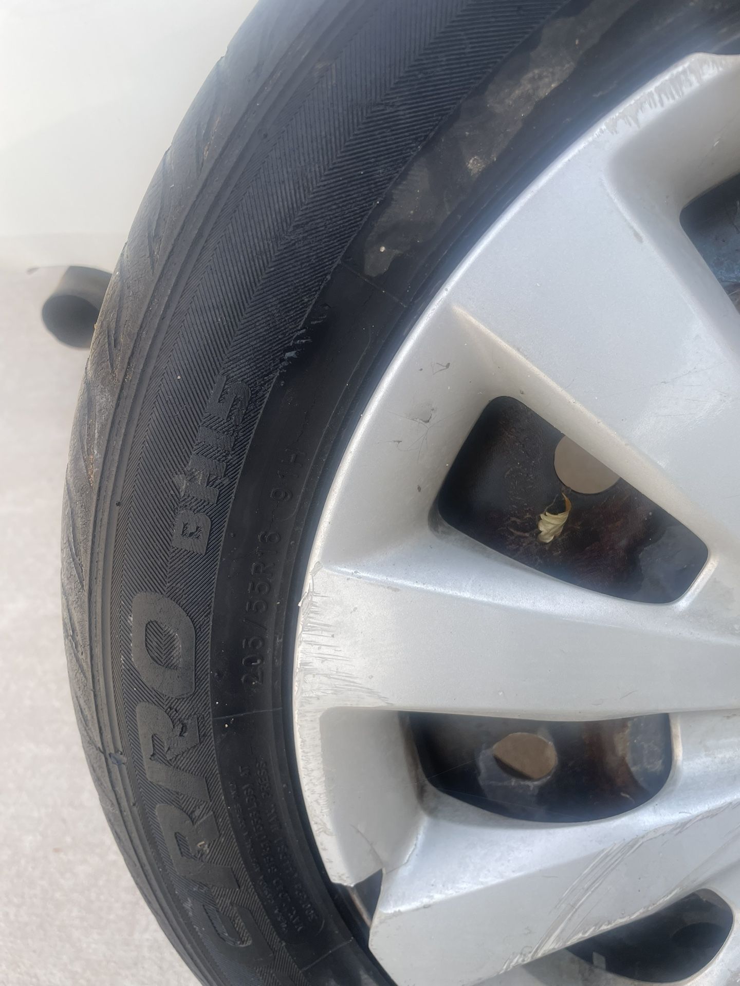 Rim 16” 4 X $100