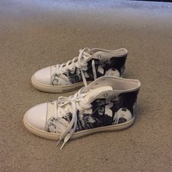 Motley Crue converse gym shoes brand new size 10