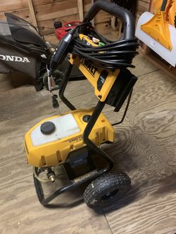 DeWALT Electric Pressure Washer