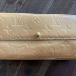 Louis Vuitton Verni Wallet 