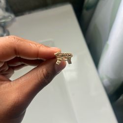 uzi ring