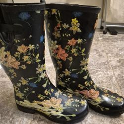 MORONA FLORAL BOOTS, WOMAN'S, GOOD CONDITION