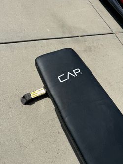 Cap workout bench