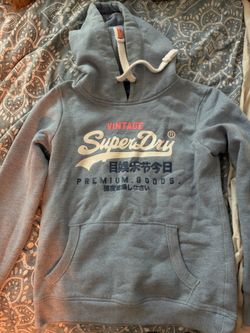 Super cute Nike hoodie featuring a bold red and white polka dot print with the classic black “Just Do It” logo. Fun, sporty, and unique design. Perfe
