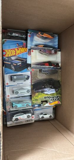 Hot Wheels 54 Car Lot